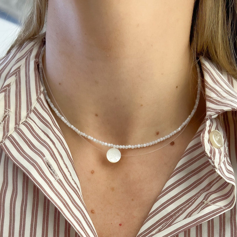 Gargantilha choker Madrepérolas