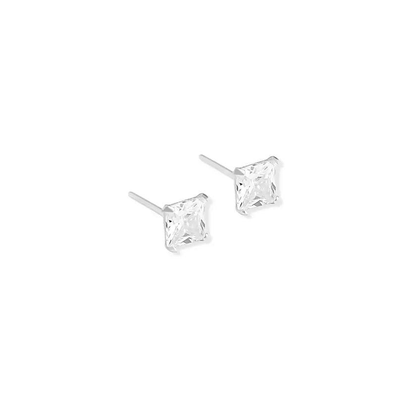 Brinco Mirela 5mm